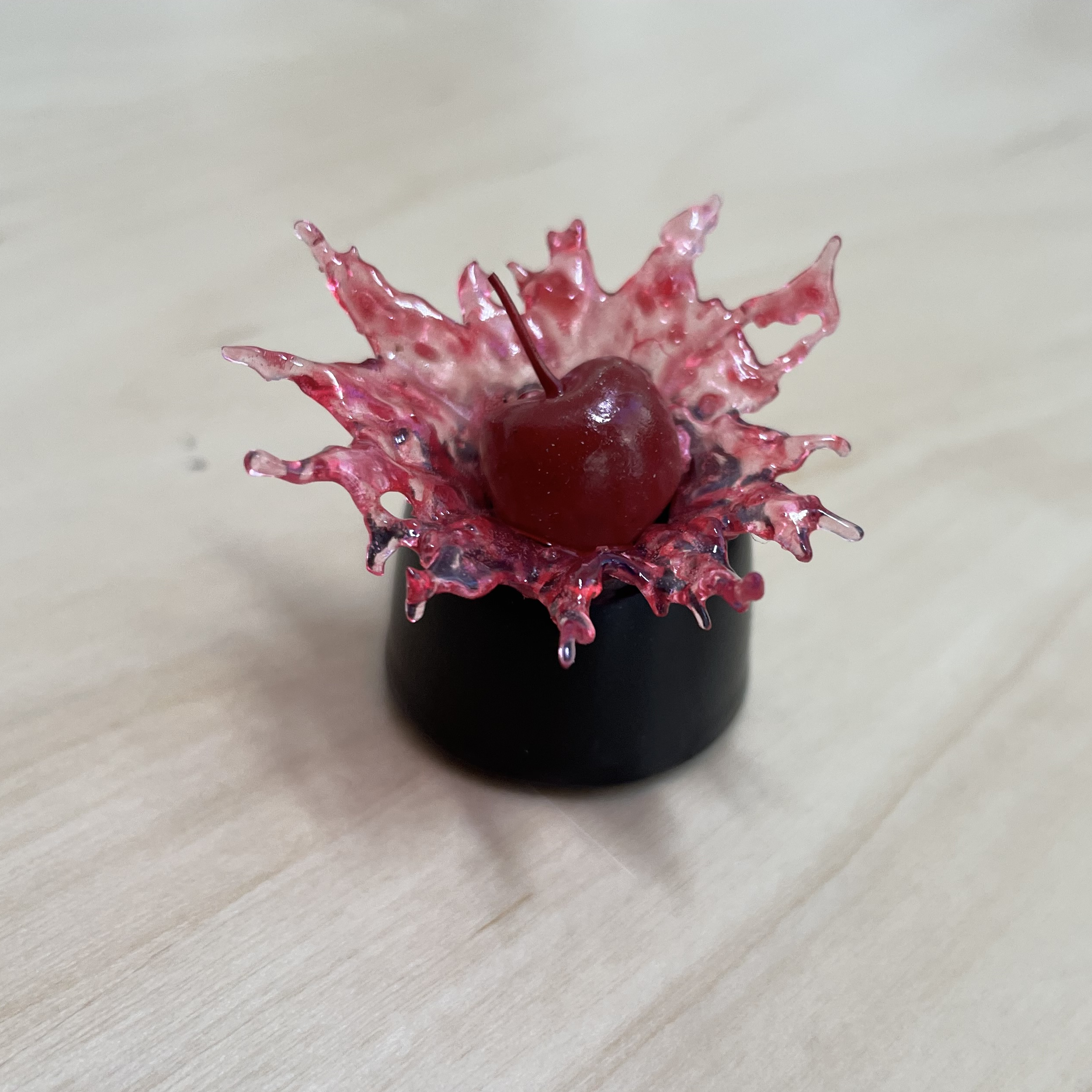 riproduzione di un cioccolatino alla ciliegia